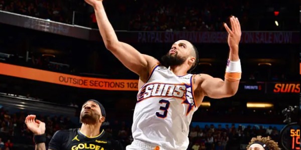 星空体育入口-神奇！勇士全场76次出手55次三分却取胜 太阳最后7分钟仅两分崩盘