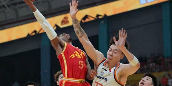 星空体育入口-胡金秋30分 浙江广厦主场101比93击败上海久事 古德温28分