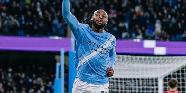 星空体育-足坛一夜动态：曼城10-1！切尔西新帅5-1开门红 非洲杯四强出炉|足总杯|埃及|泰贾尼-赖因德斯|萨拉赫-叶海亚|拉赫马尔_新浪体育_新浪新闻