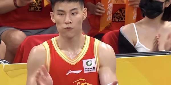 星空体育娱乐平台-G4出现名场面！王博亲自为他递水，楼明为他鼓掌：获胜的最大奇兵