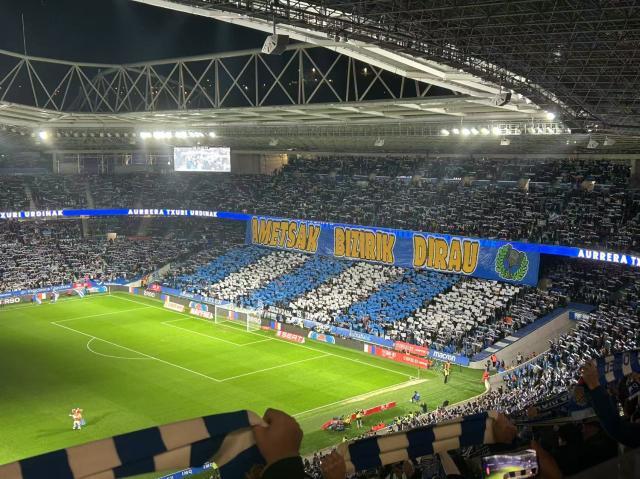 1740617932433096711.jpg 61740616219_.pic.jpg